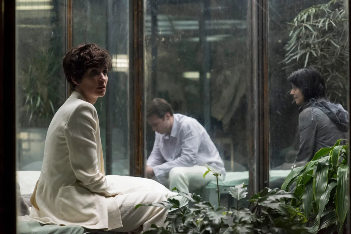 Thiên thần đầu tiên 1