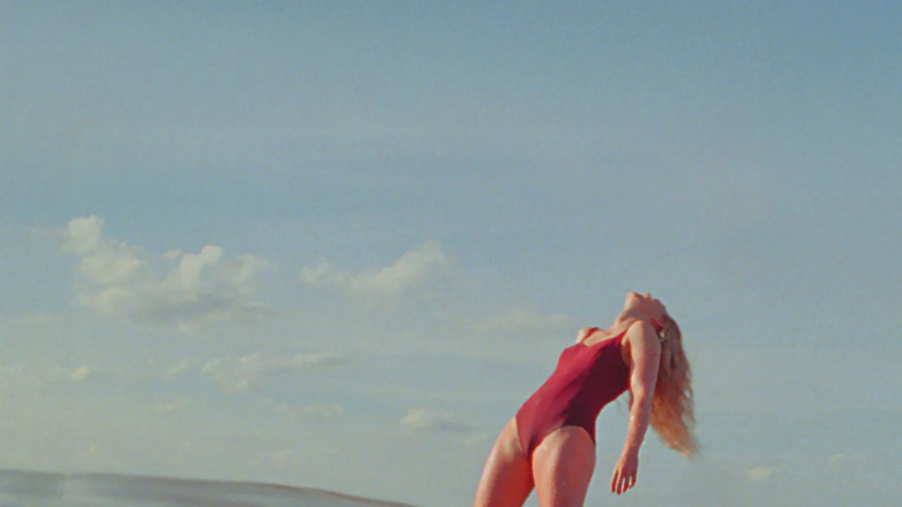 Dòng Chảy Ký Ứca